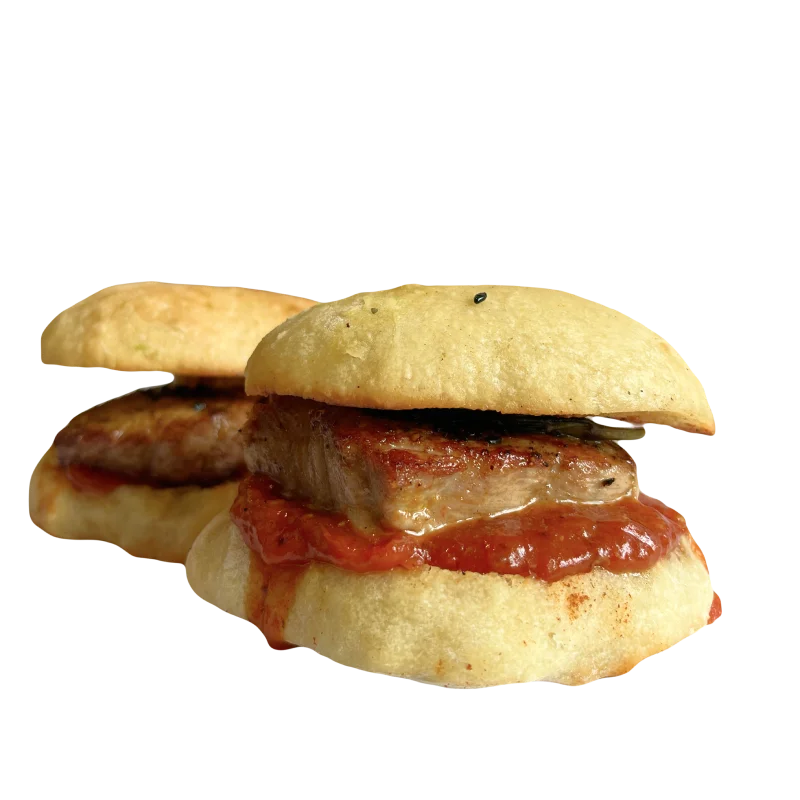Tuna steak Ciabatta at WINTER CAFE restaurant in Ungasan, Bali